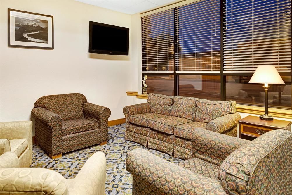 Baymont Inn & Suites Omaha NE - photo 5