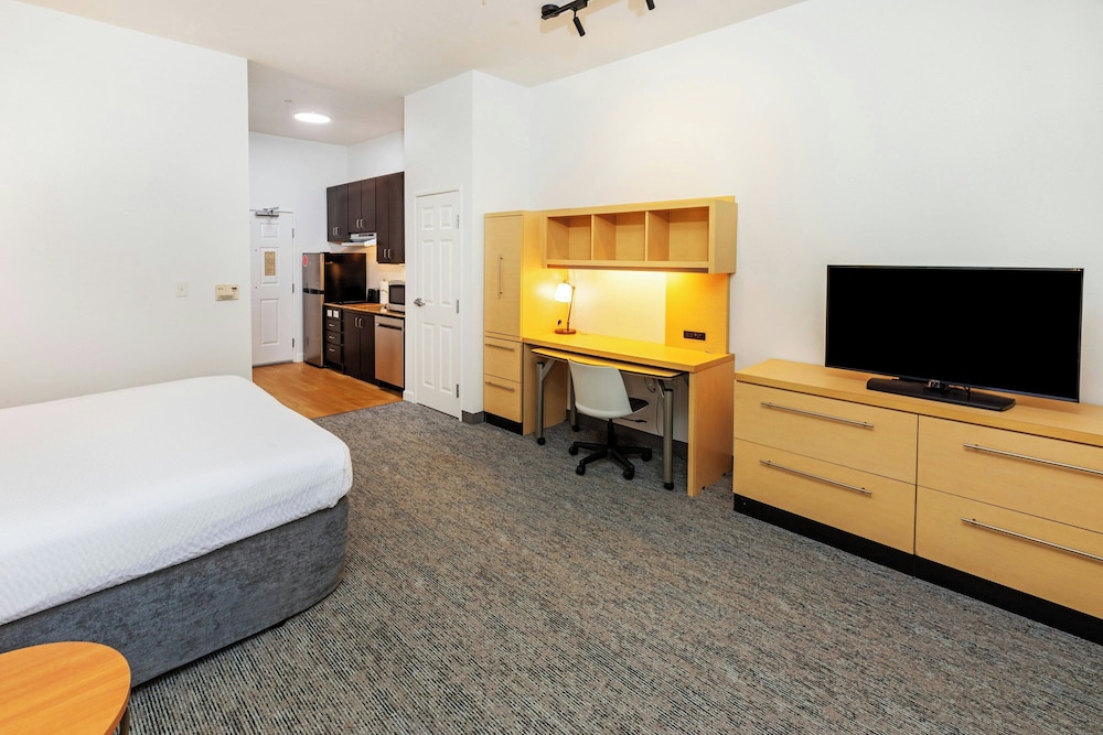 Towneplace Suites by Marriott Broken Arrow - photo 21