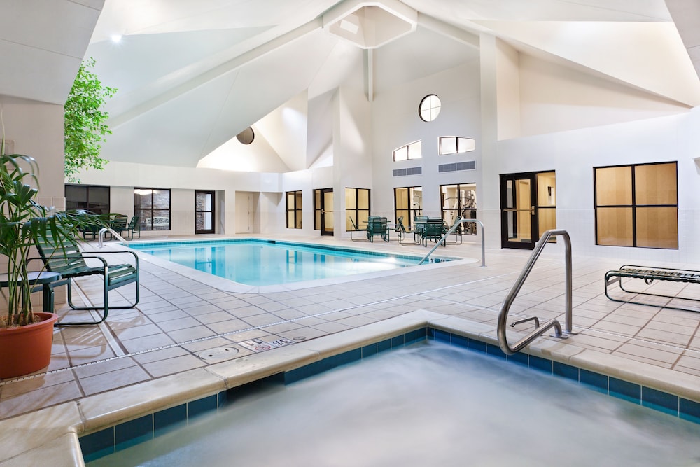 Staybridge Suites Charlotte Ballantyne by IHG - photo 33