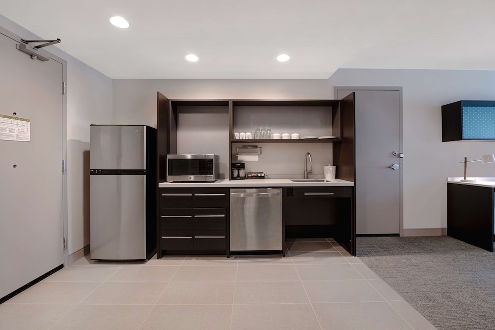 Home2 Suites by Hilton Fayetteville North - photo 15