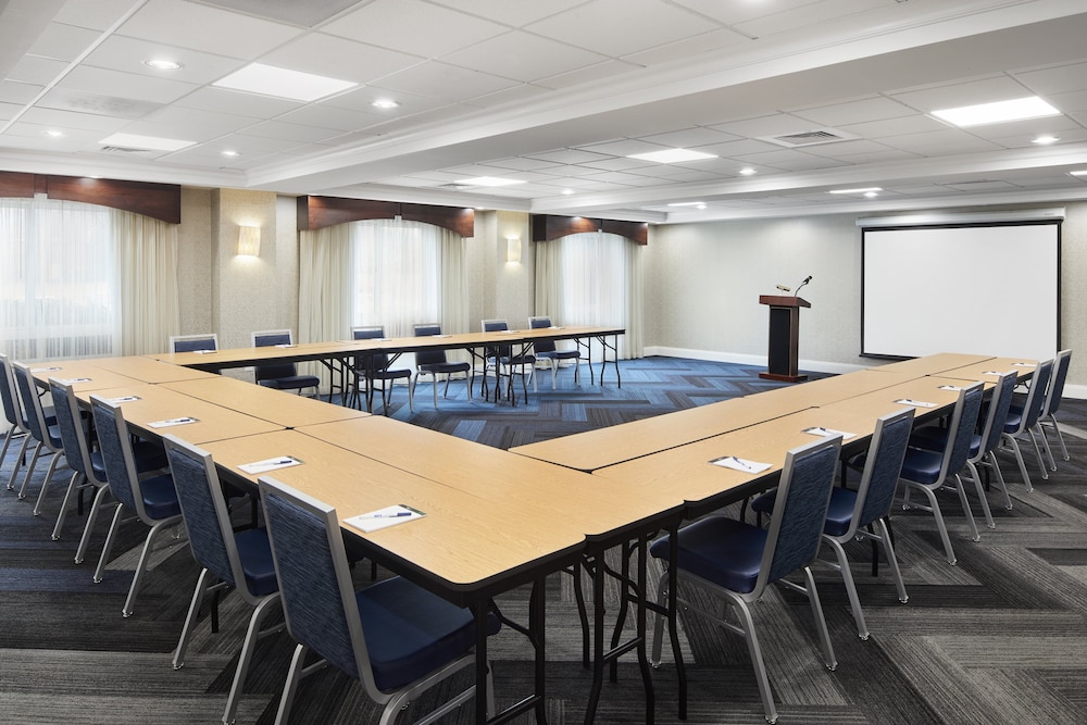 Holiday Inn Express Hotel & Suites Spartanburg North by IHG - photo 26