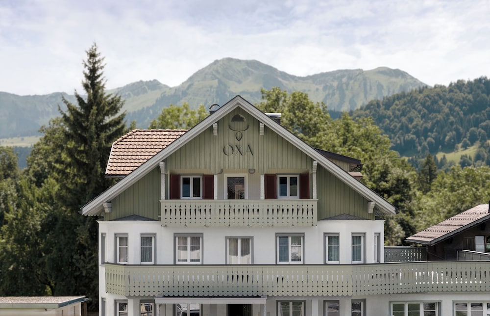 OXA Easy Escape & Wirtshaus — hotel in Hittisau