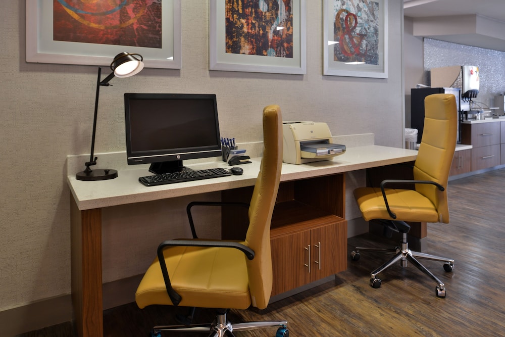 Holiday Inn Express & Suites Austin North Central by IHG - photo 26