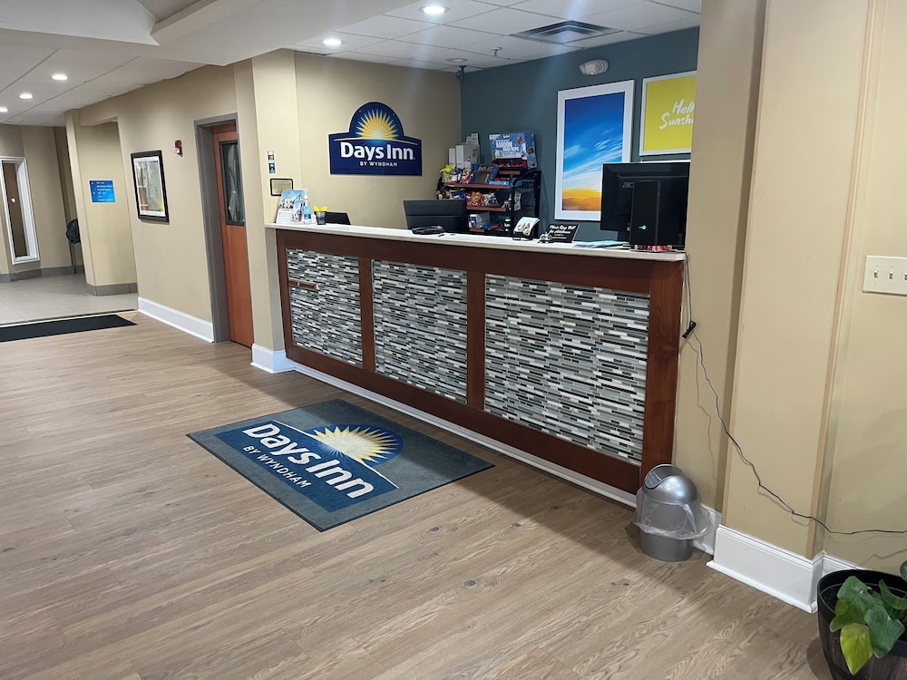 Days Inn By Wyndham Cedartown GA - featured photo