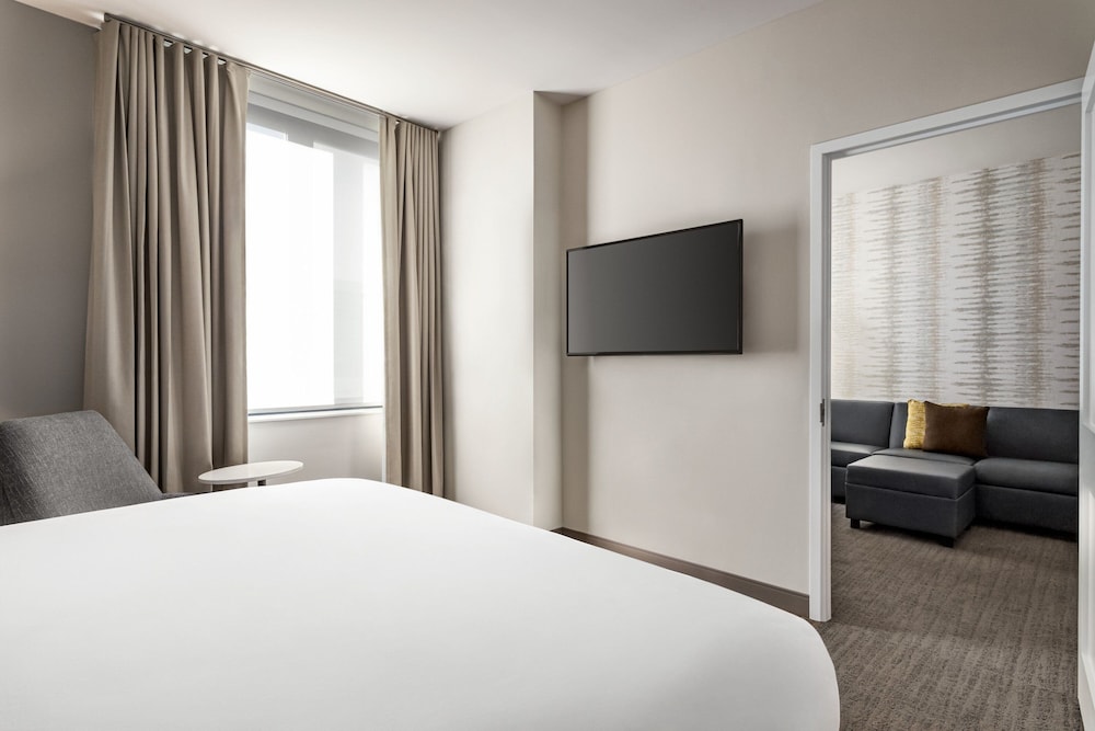 Residence Inn by Marriott New York JFK Airport - photo 13