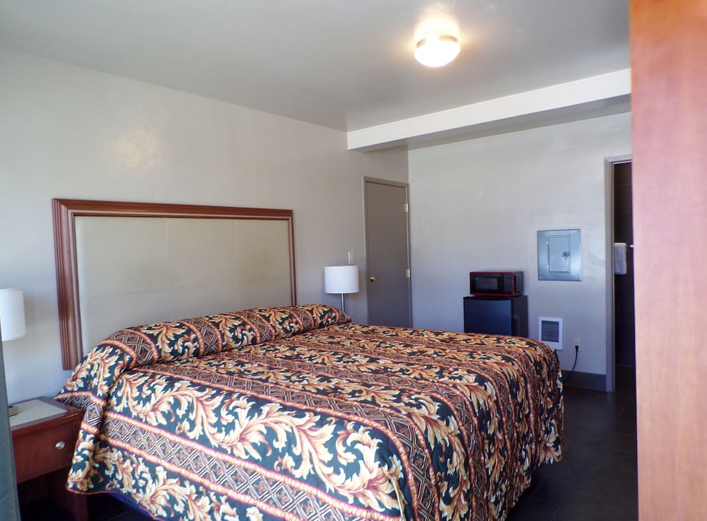 Cypress Tree Motel - photo 31