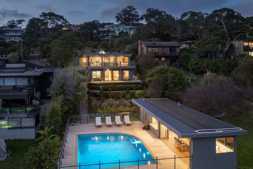 Martha s Peak Heated Pool Views - last minute hotel in Melbourne