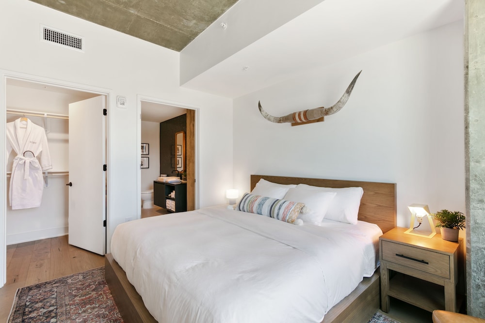 Austin Condo Hotel - photo 29