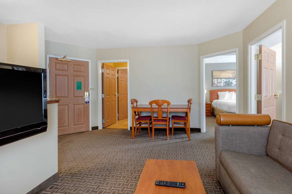 Suburban Studios Birmingham Homewood I 65 - photo 15