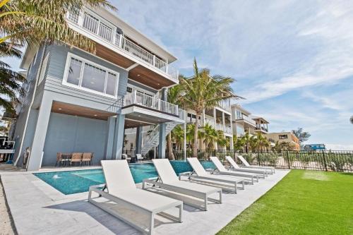 Beachfront Paradise - photo 28