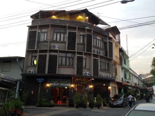 Once In Bangkok Guesthouse