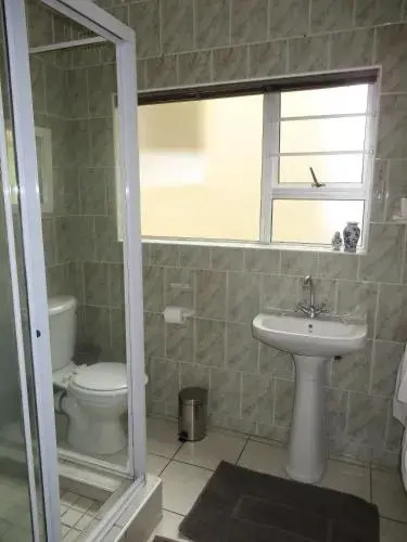 Rose and Ale Self Catering Accomodation in East London, South Africa