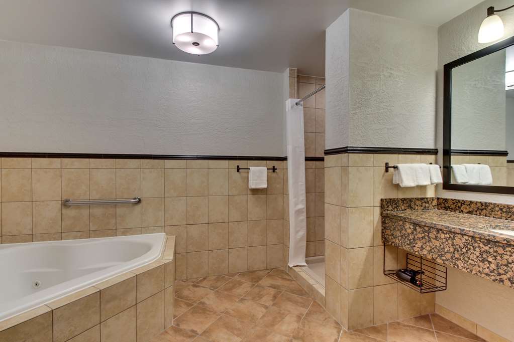 Drury Inn & Suites Phoenix Happy Valley - photo 49
