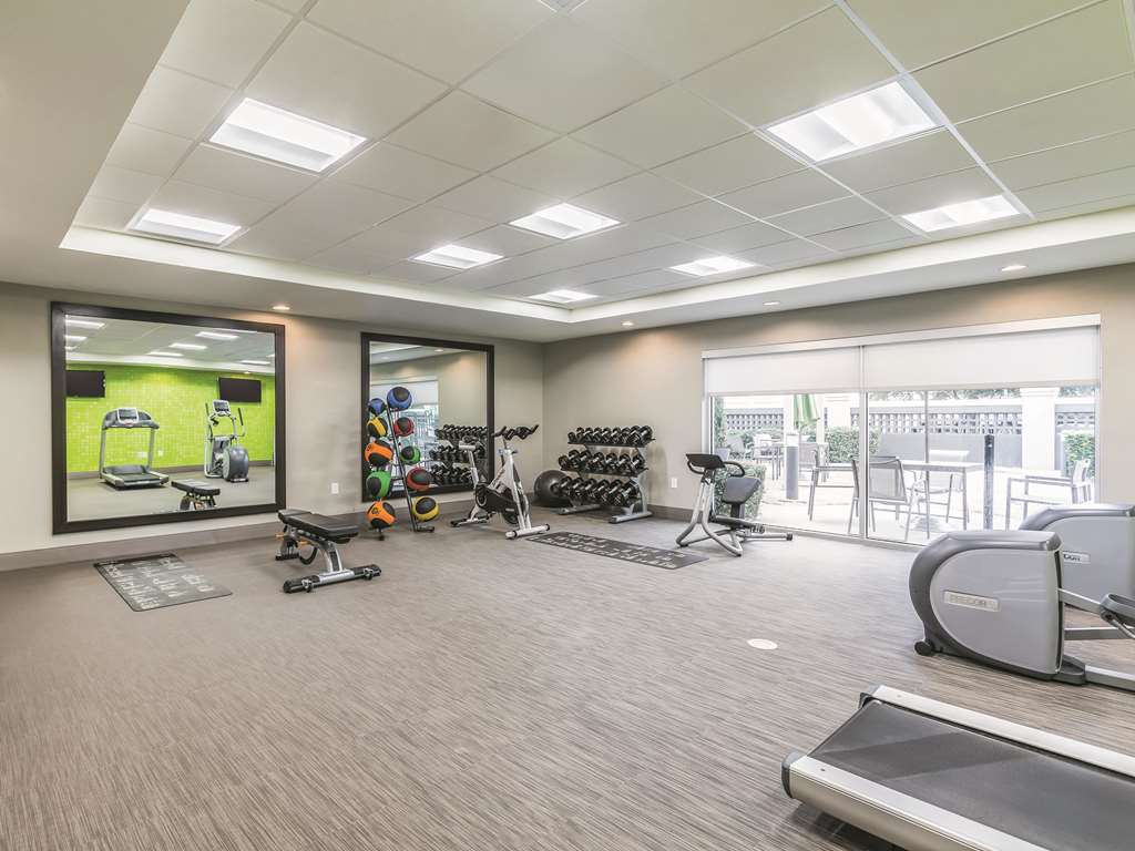 La Quinta Inn & Suites by Wyndham Dallas Plano West - photo 9
