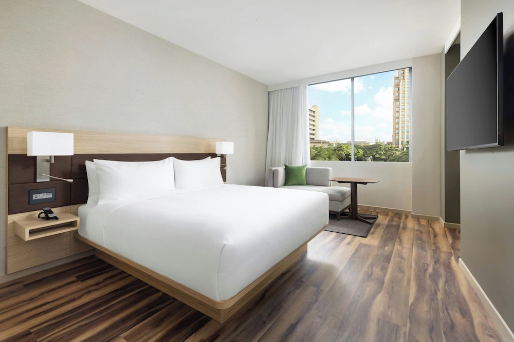 AC Hotel by Marriott Honolulu - photo 16