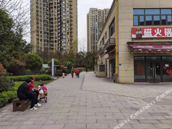 Film and television homestays - carbon neutral hotel in Chongqing