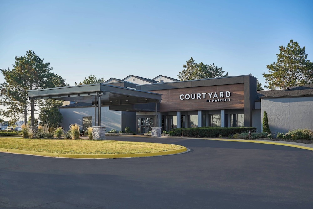 Courtyard by Marriott Chicago Wood Dale - photo 2