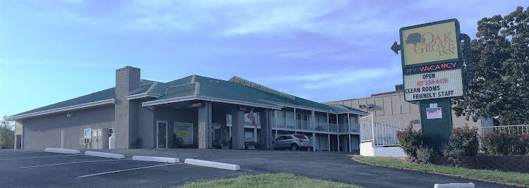 Oak Grove Inn - photo 27