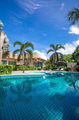Phuket Boutique Pool Villa 81 — 4-Star Luxury Hotel in Rawai, Thailand