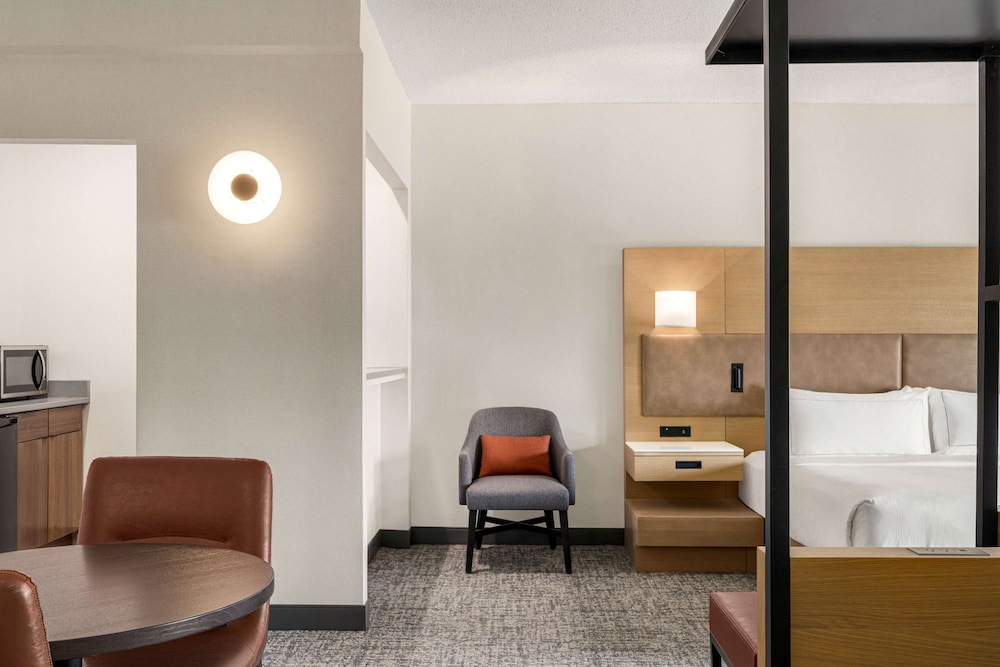Doubletree by Hilton Columbus Dublin - photo 13