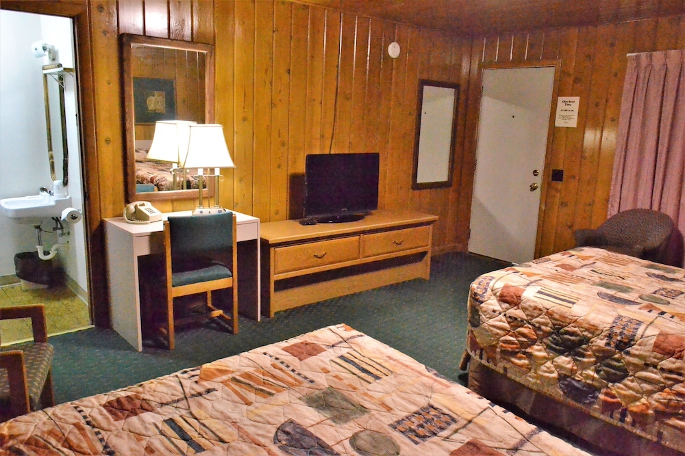 Innkeeper Motel - photo 12