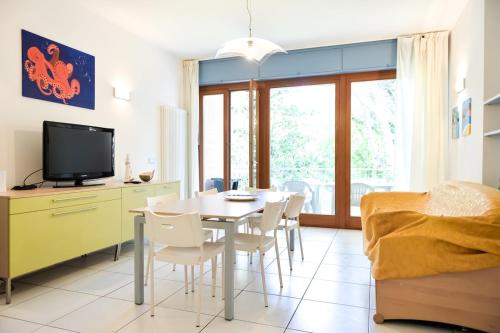 Mansion ad un passo dal mare con parcheggi gratuiti — 4-Star Luxury Hotel in Lignano Sabbiadoro, Italy