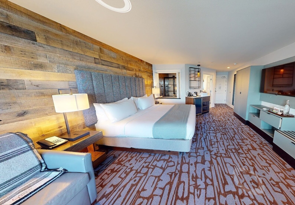 Cannery Pier Hotel & Spa - photo 43