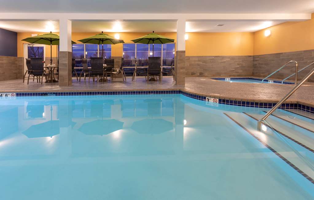 Grandstay Hotel and Suites Milbank - photo 12