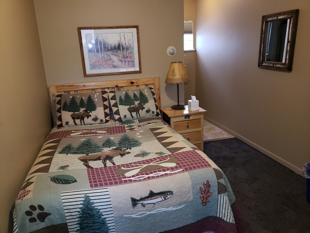 The Willard Munger Inn - photo 11