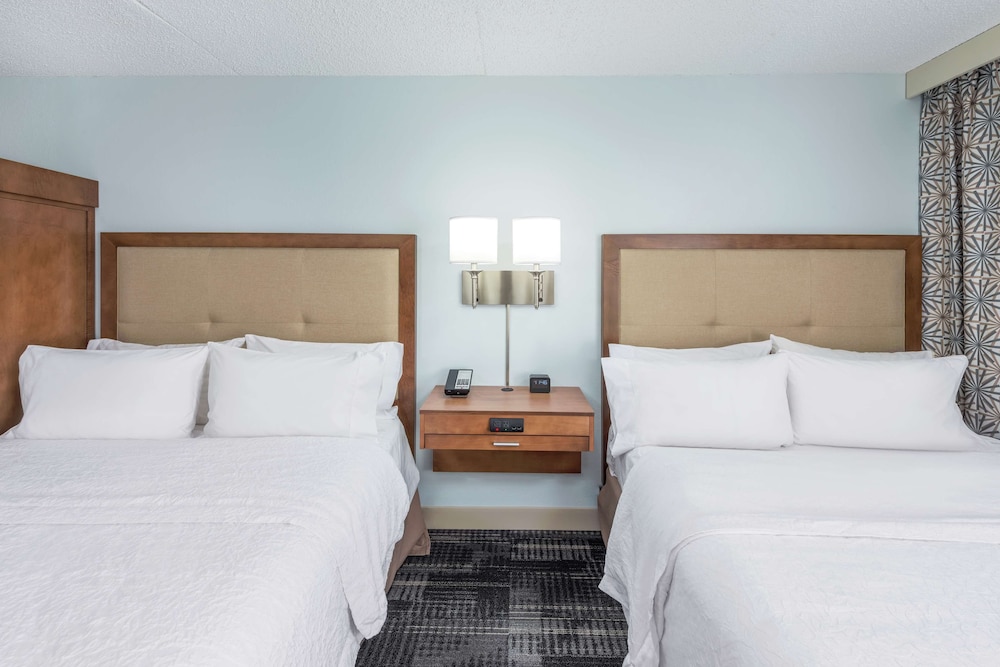 Hampton Inn Columbia - photo 11