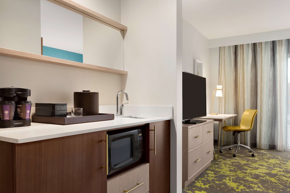 Embassy Suites by Hilton Boulder - photo 7