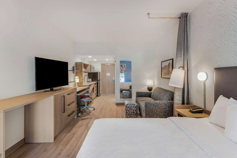 Home2 Suites By Hilton Boone - photo 22