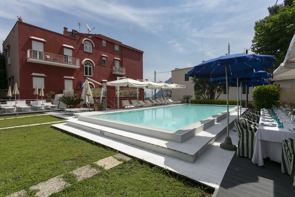 Hotel Bristol — hotel in Capri
