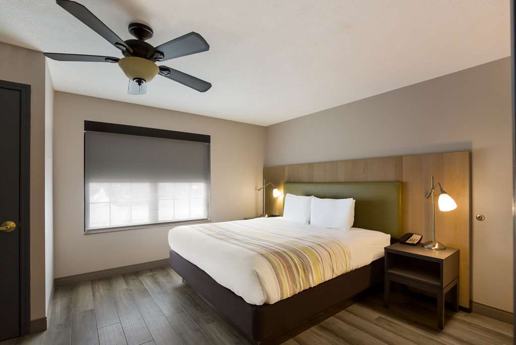 Country Inn & Suites by Radisson Marion IL - photo 33