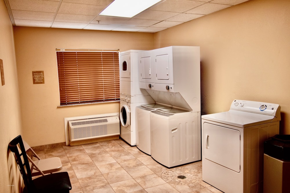 Candlewood Suites San Antonio NW Near Seaworld by IHG - photo 31