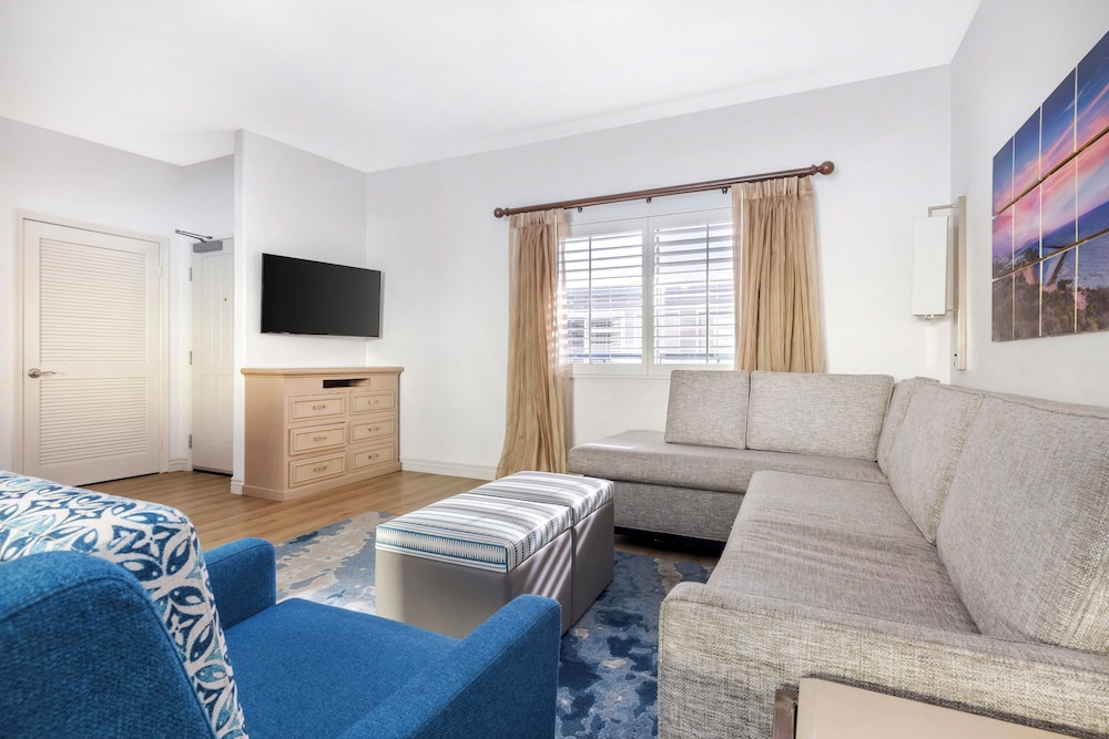Hilton Vacation Club Riviera Beach & Shores CA - photo 28