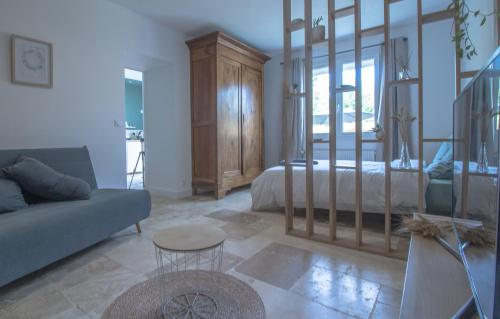 Le Clos Bertin - carbon neutral hotel in Unknown City