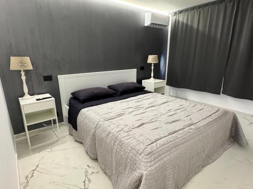 Suit home Archimede — 4-Star Luxury Hotel in Palermo, Italy