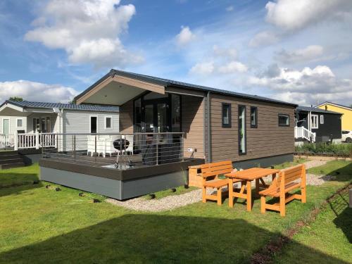 Ostseecamp Lübecker Bucht Passat mit kostenfreier Saunanutzung — carbon neutral stay, Scharbeutz