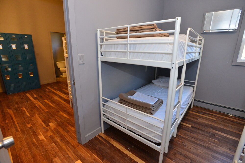 Explore Hotel & Hostel - photo 6