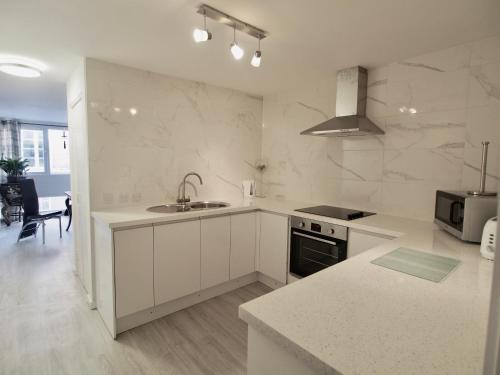 Welcome Guests City Centre Apartment — 4-Star Luxury Hotel in Chester, United Kingdom