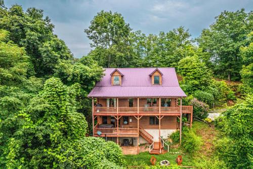 Cloud 10 Mountaintop in Sylva, United States