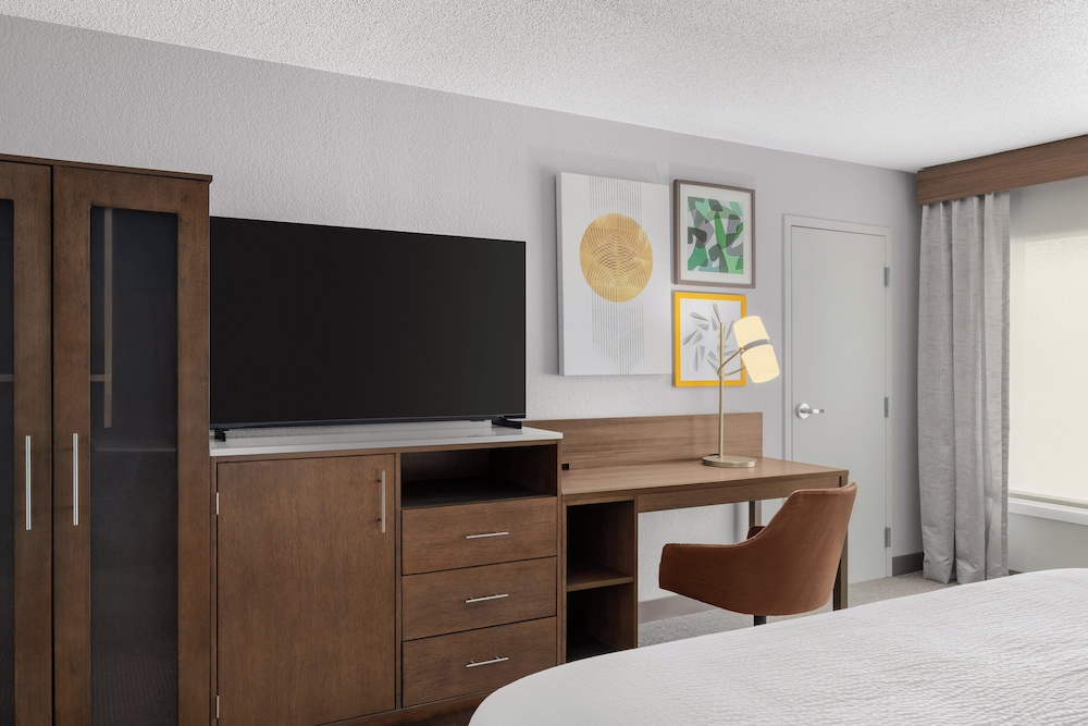 Holiday Inn Coralville Iowa City by IHG - photo 15