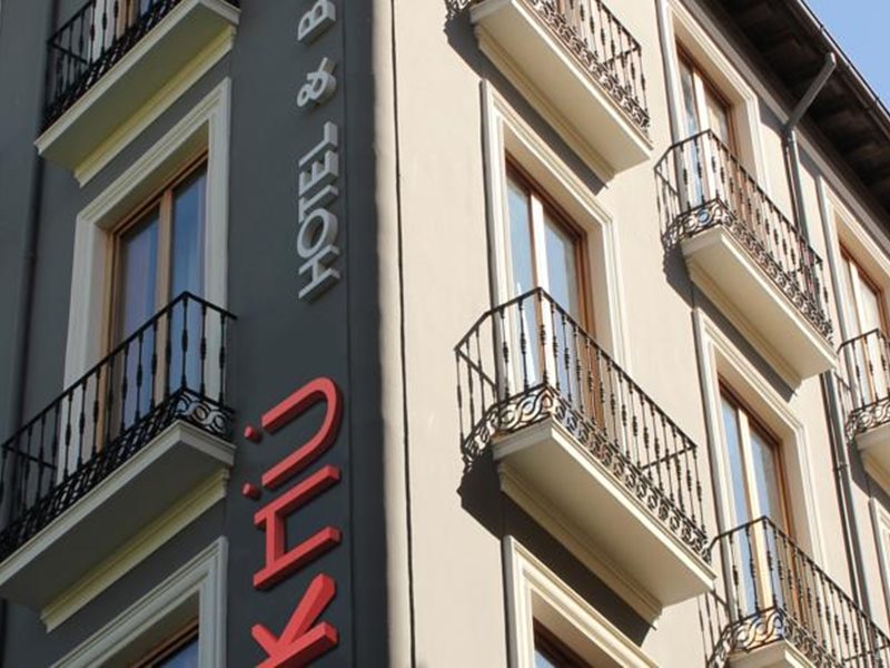 Khu Hotel - carbon neutral hotel in Granada