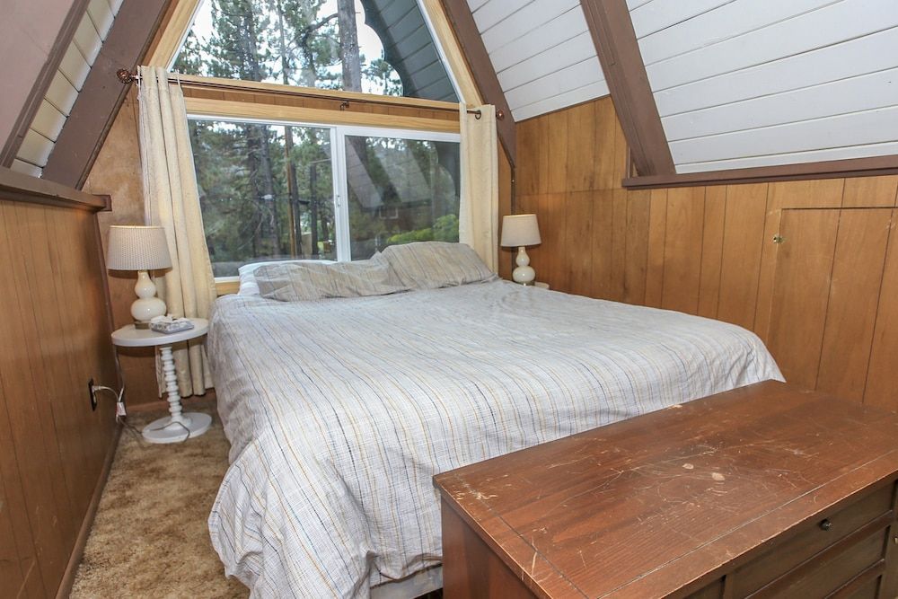 The Getaway Amazing and cozy escape With beautiful views of the Bear Mountain slopes - photo 15