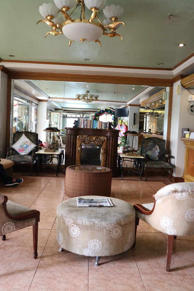 Golden Pine Hotel — Baguio — photo 3