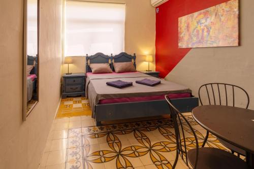 Quiet double ensuite room in Sliema, Malta