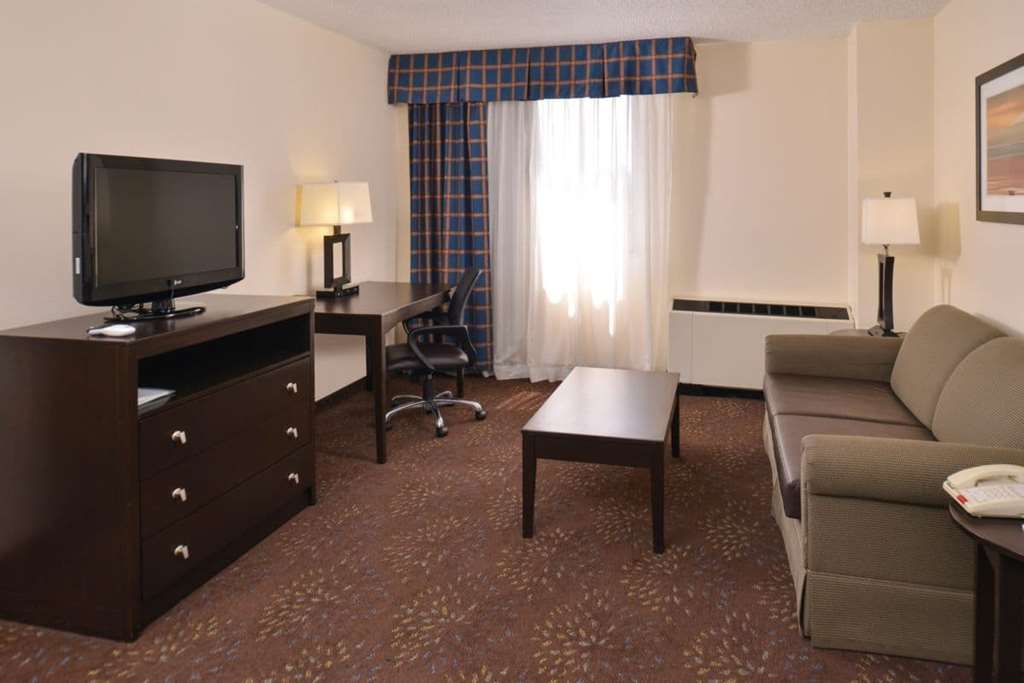 Ramada Plaza Sheridan Hotel & Convention Center - photo 12