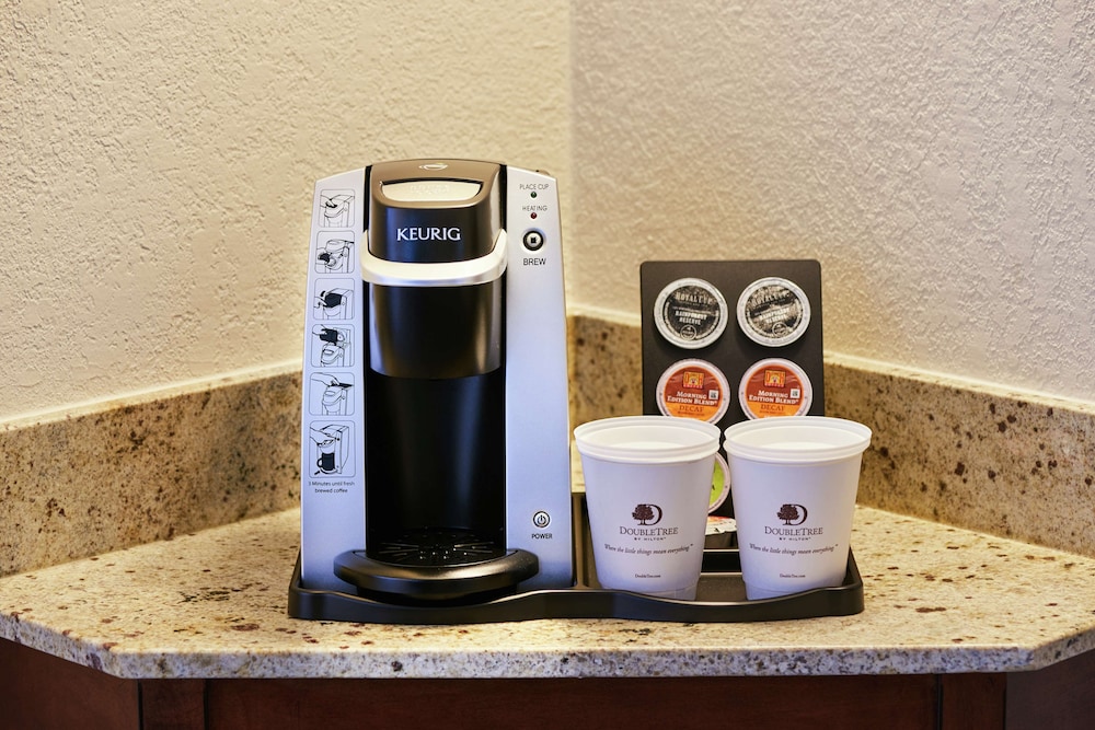 DoubleTree by Hilton Raleigh Crabtree Valley - photo 14