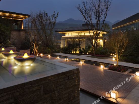 Ronghui Hot Spring Resort - last minute hotel in Chongqing
